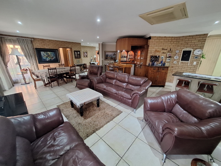 4 Bedroom Property for Sale in Sasolburg Ext 23 Free State